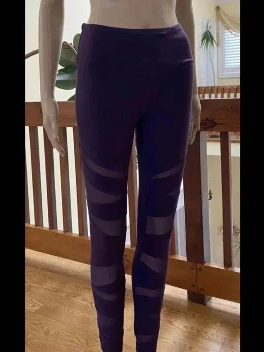 Victoria’s Sport Leggings - XS - Picture 6 of 7